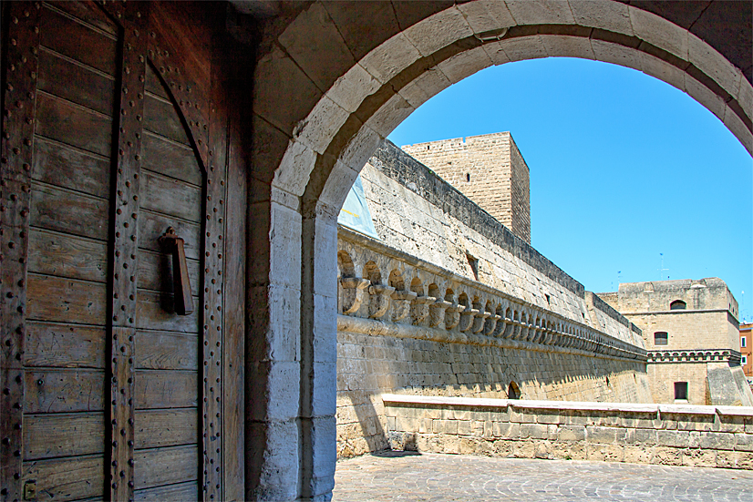 Castello Svevo di Bari – das Schwabenschloss 2025 © milano24ore Castel Svevo
