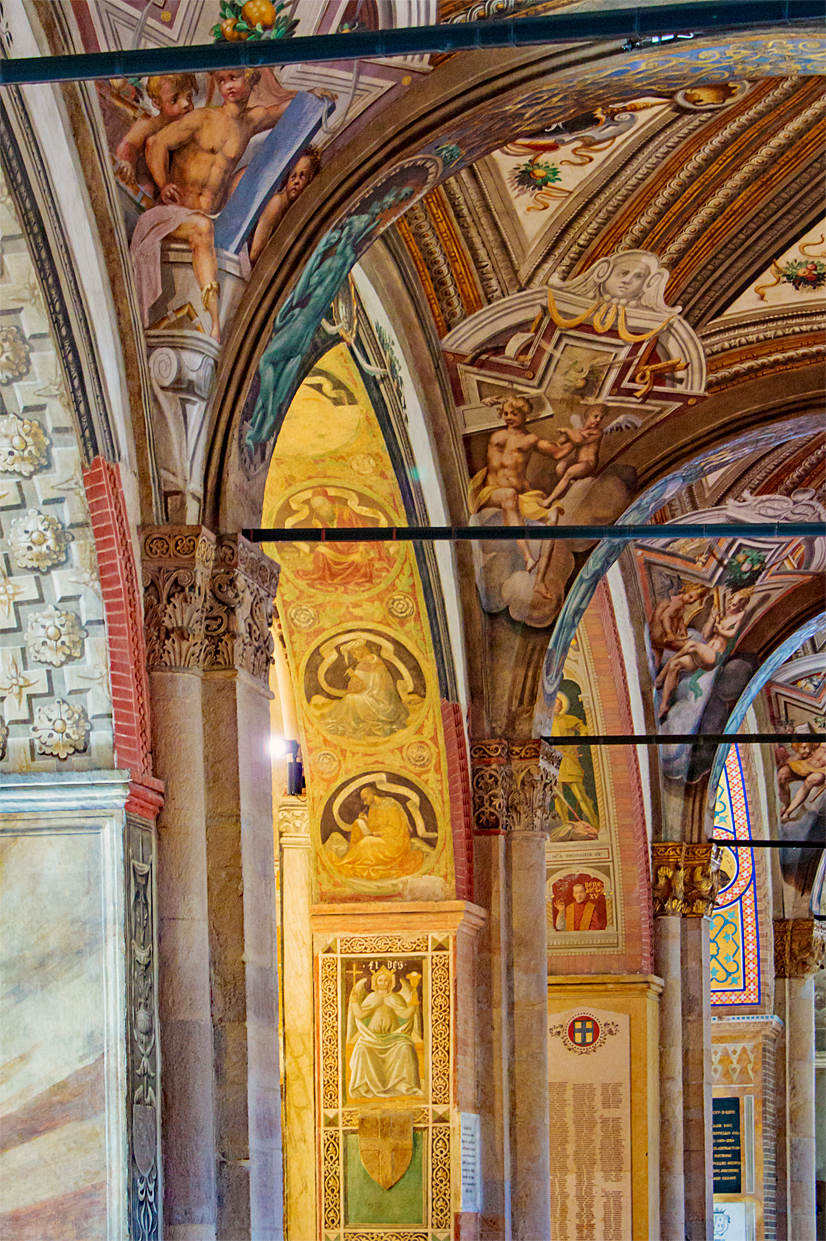 Dom von Parma mit Freskomalerein Dom von Parma mit Freskomalerein