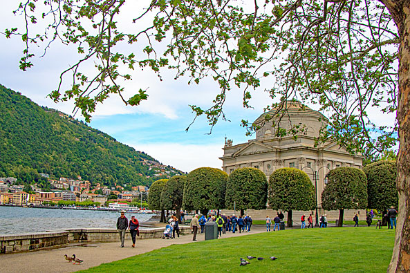 Malerische Gasse in Como