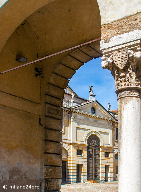 Piazza Santa Barbara