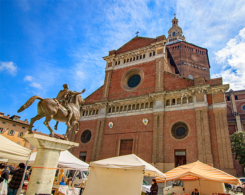 Dom von Pavia Dom von Pavia