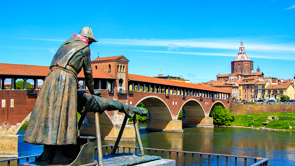 Die überdachte Brücke von Pavia