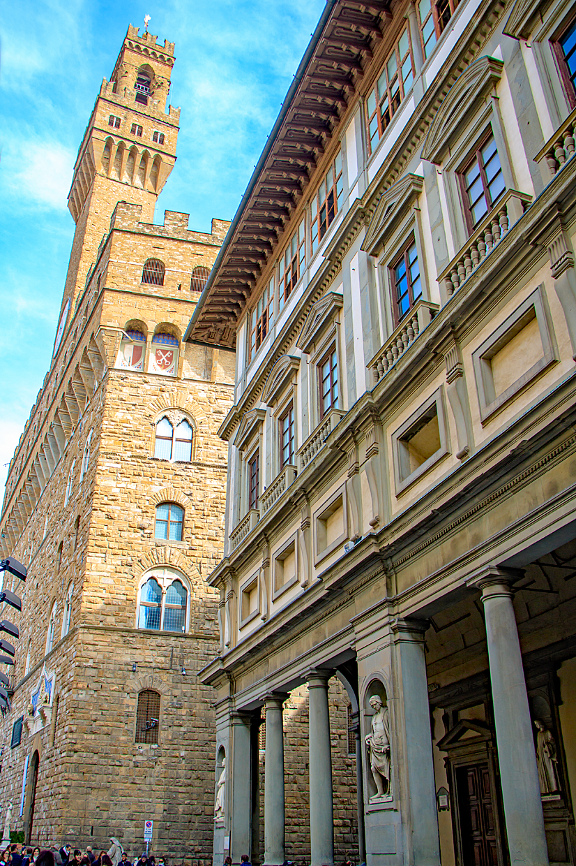 Galleria degli Uffizi neben der Piazza della Signoria