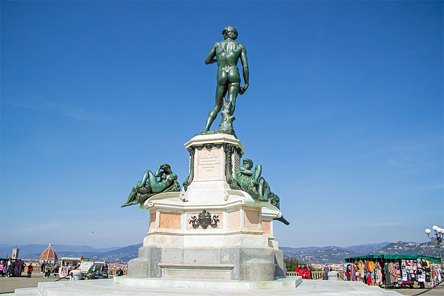 Bronzestatue des Michelangelo in Piazzale Michelangelo Bronzestatue des Michelangelo in Piazzale Michelangelo